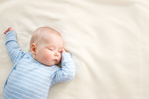 12 avantages de travailler avec un spécialiste du sommeil pour votre bébé