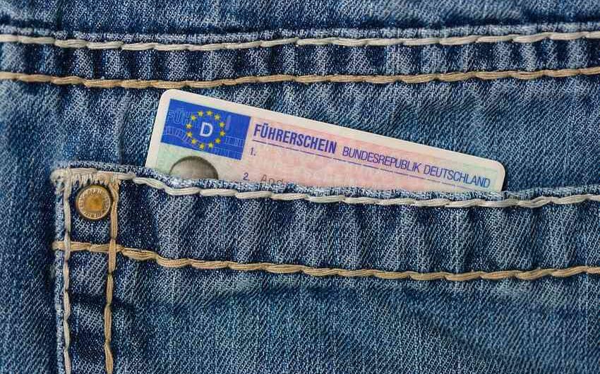 Assurance VTC après retrait de permis : qui vous couvre encore en 2026